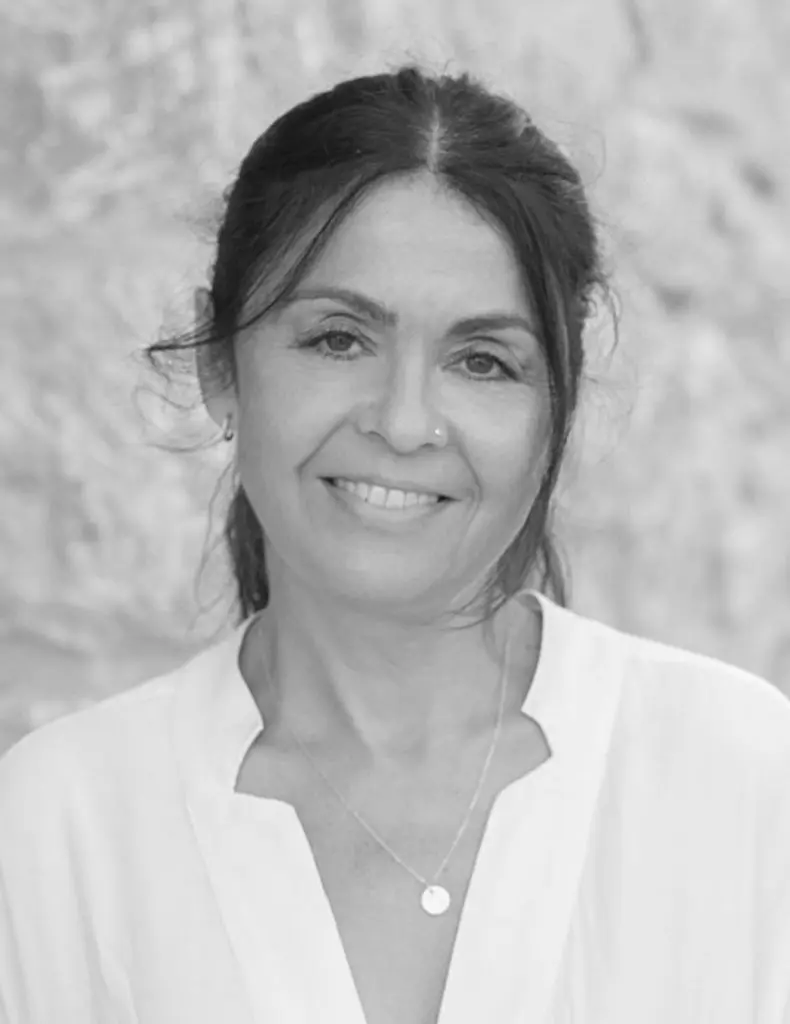 P22 1 scaled e1635231313756 790x1024 1 1